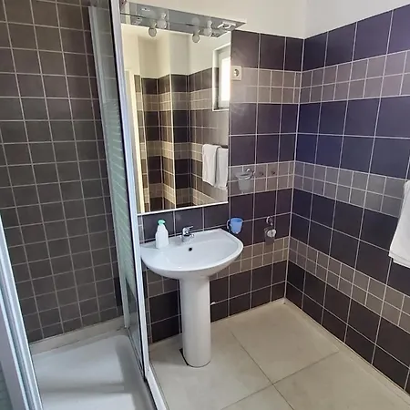 Appartement 7 *
